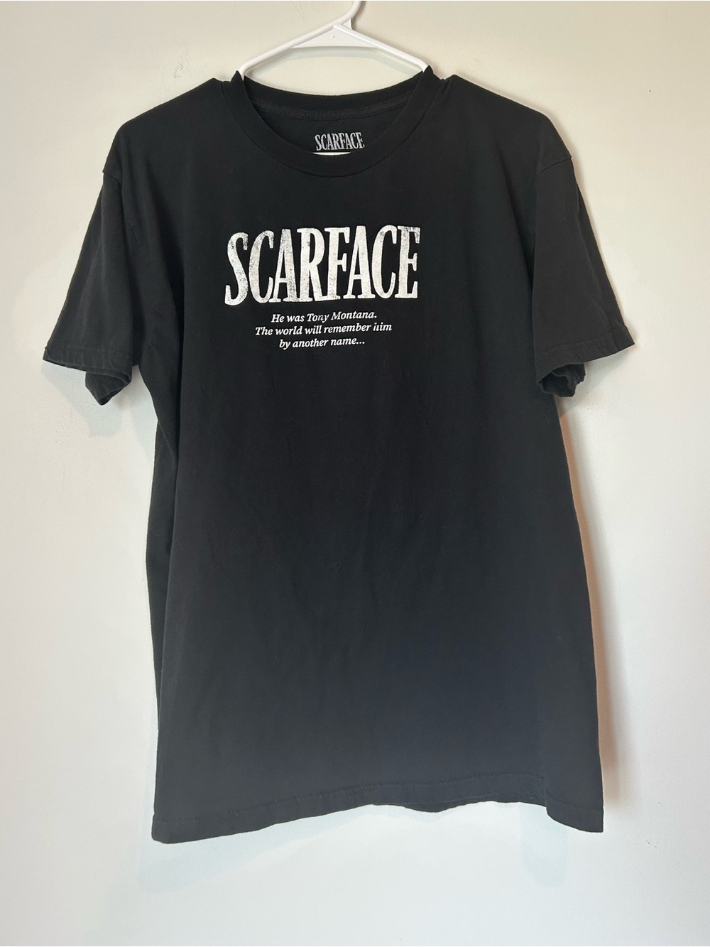 Scarface Men’s Large Black and White T-shirt